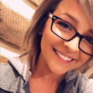 Meet your Posher, Jenny